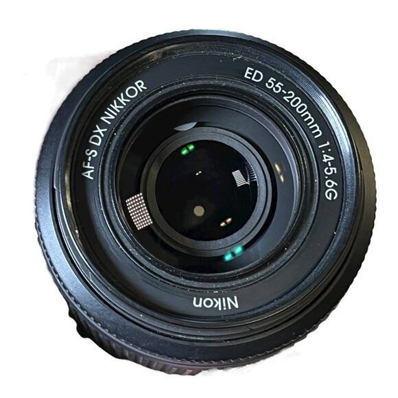 Nikon AF-S DX NIKKOR 55-200mm f/4-5.6G ED VR Lens - Picture 11 of 12